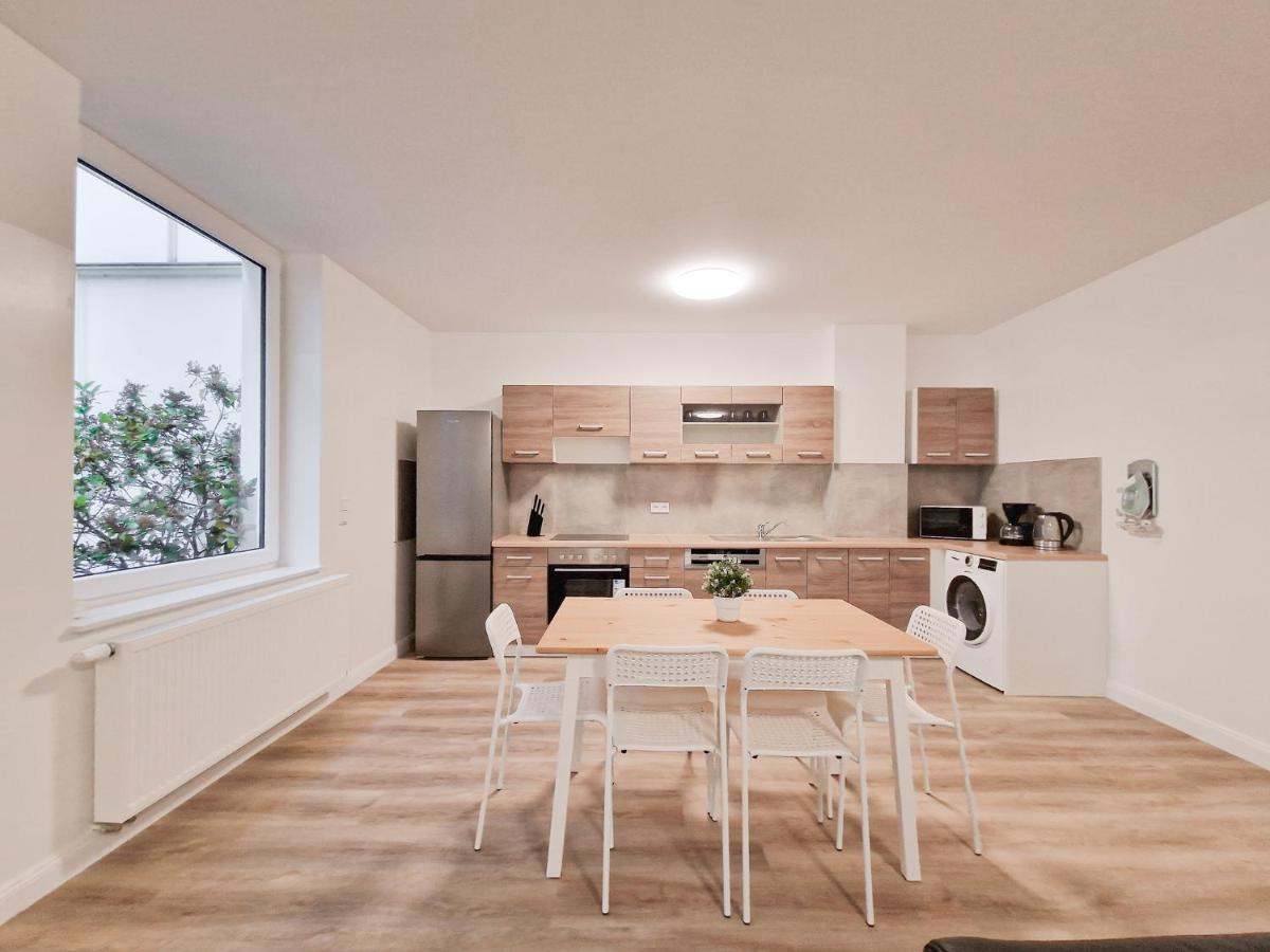 Raj Living - City Apartment With 3 Rooms - 15 Min Messe Dus & 10 Min Old Town Dus Düsseldorf Eksteriør bilde